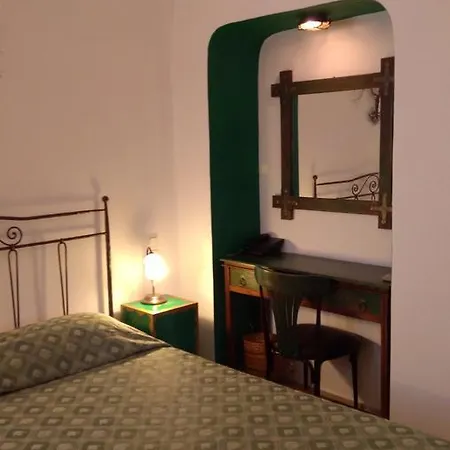 Donna's House Santorini Guest house